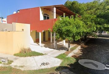 Casa en  Nuez, Tapeixtles Centro, Manzanillo, Colima, México