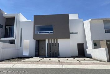 Casa en  Colinas De Juriquilla, Monte Elbrus, Juriquilla, Querétaro, México