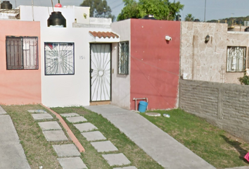 Casa en  Av. Paseo Del Torreón 156, Puente Viejo, Paseo Puente Viejo, Jalisco, México