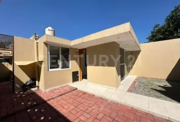 Casa en  1ra Cerrada Nicolás Bravo, Acatlipa Centro, Temixco, Morelos, 62586, Mex