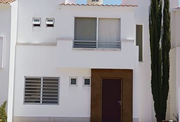 Casa en  Calzada Navarra 506, Residencial Alcazar, Jesús María, Aguascalientes, México