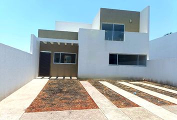 Casa en  Cascada De Agua Blanca, Real De Juriquilla, Juriquilla, Querétaro, México