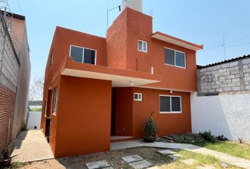 Casa en  Calle Pino 35, Fraccionamiento Villas Del Descanso, Jiutepec, Morelos, 62554, Mex