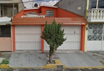 Casa en  Jardines De Morelos, Ecatepec De Morelos