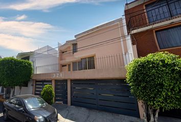 Casa en  San León 321, Mz 654 Lt 14, Pedregal De Sta Úrsula, 04600 Ciudad De México, Cdmx, México