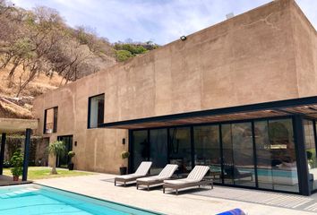 Casa en fraccionamiento en  Las Cañadas, Jalisco, México