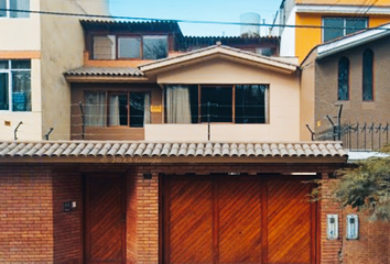 Casa en  Calle B, Lima, Perú