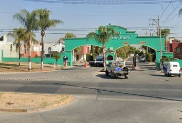 Casa en fraccionamiento en  Cto. Matusalen, Jardines Del Edén, Jalisco, México