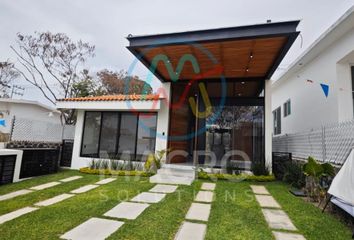 Casa en fraccionamiento en  Lomas De Cocoyoc, Lomas De Cocoyoc, Morelos, México
