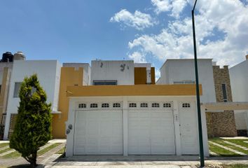 Casa en  Fraccionamiento Benevento, Estado De México, México