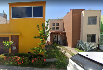 Casa en  C. Palmas De Canarias, Ixtapa, Jalisco, México