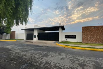 Lote de Terreno en  Calle Álamo, Llano Grande, Colonia Llano Grande, Metepec, México, 52148, Mex