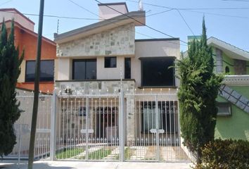 Casa en  Valle De Los Caídos, Valle De San Javier, Pachuca De Soto, Estado De Hidalgo, México