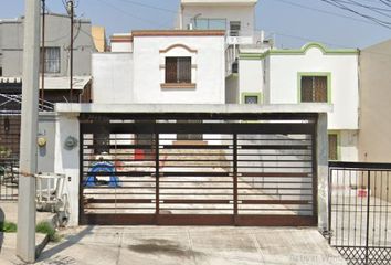 Casa en  Avenida No Reelección, Villa De Santiago, Colinas De Valle Verde, Monterrey, Nuevo León, 64117, Mex