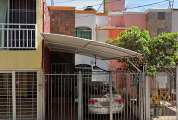Casa en  C. Manuel Romero De Terreros, Jardines De La Paz, 44860 Guadalajara, Jal., México