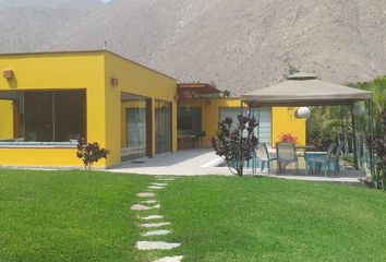 Casa en  Condominio El Ensueño, Carretera Central, Perú