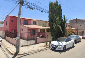 Casa en  Calle Huerta 248, Vista Hermosa, Ensenada, Baja California, México