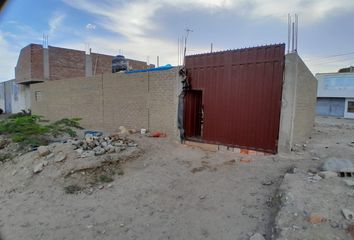 Casa en  Avenida 6, Ur. Parque Industrial, La Esperanza, Trujillo, La Libertad, 13013, Per