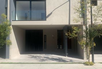 Casa en condominio en  El Refugio, Santiago De Querétaro, Municipio De Querétaro