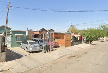 Casa en  Avenida Prado Del Rey, Villas Las Lomas, Mexicali, Baja California, México