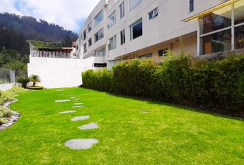 Departamento en  Calle 2, Nayón, Quito, Ecu