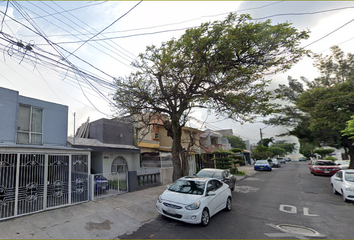 Casa en fraccionamiento en  Calle Río Tuxpan, Colinas De Las Águilas, Zapopan, Jalisco, México