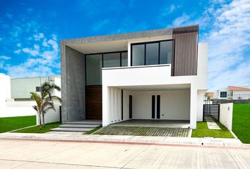 Casa en fraccionamiento en  Las Olas, Veracruz, México