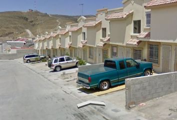 Casa en  Del Alamo Sur 4342, Urbiquinta Del Cedro, Tijuana, Baja California, México