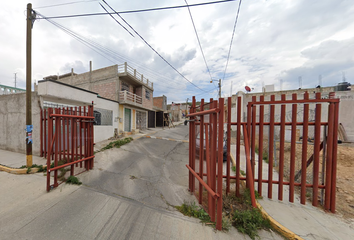 Casa en fraccionamiento en  Av Jazmín, San Camilo, 42180 Pachuquilla, Hgo., México