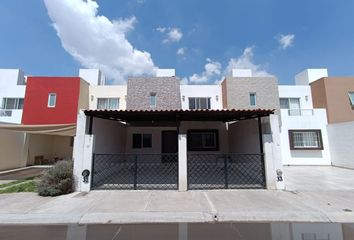 Casa en condominio en  Cantabria Residencial, Av. Tlacote, El Paraiso, Santiago De Querétaro, Querétaro, México