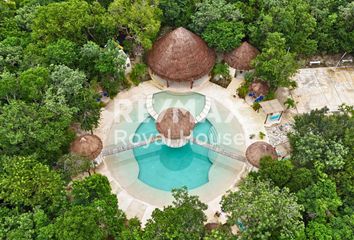 Lote de Terreno en  Puerto Morelos, Quintana Roo, México