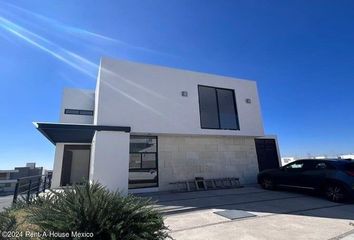 Casa en fraccionamiento en  Lomas De Juriquilla, Misión De San Francisco, Fracc. Lomas De Juriquilla, Santa Rosa Jáuregui, Querétaro, México