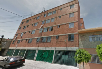 Departamento en  Rosalio Bustamante, Zona Urbana Ejidal Santa Martha Acatitla Sur, 09530 Ciudad De México, Cdmx, México