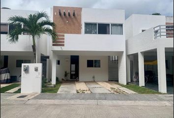 Casa en condominio en  Privada Topacio, La Joya, Playa Del Carmen, Solidaridad, Quintana Roo, 77716, Mex