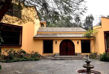 Casa en  Avenida Circ. Del Club Golf Los Incas, Cuadra 8, Ur. Club Golf De Los Incas, Santiago De Surco, Lima, 15023, Per