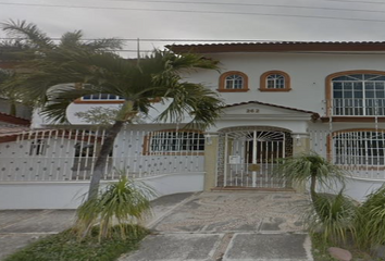 Casa en  Calle Havre 262, Díaz Ordaz, Puerto Vallarta, Jalisco, México