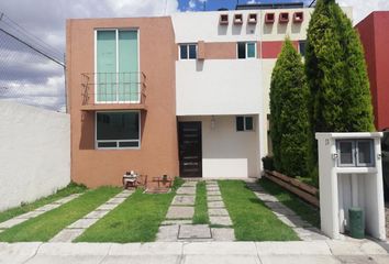 Casa en fraccionamiento en  Circuito Olmeca 417, Santiago Momoxpan, Bello Horizonte, Puebla De Zaragoza, Puebla, México