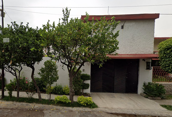 Casa en  Tórtolas 79, Mz 013, Las Alamedas, 52970 Cdad. López Mateos, Méx., México