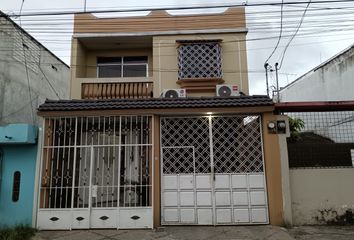 Casa en  Las Orquídeas Oeste, Guayaquil, Ecuador