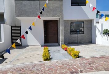 Casa en  Fraccionamiento La Cima, Anillo Vial Fray Junípero Serra, El Refugio, Santiago De Querétaro, Querétaro, México