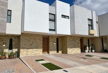 Casa en  Residencial El Refugio, Fray Junípero Serra, El Refugio, Santiago De Querétaro, Querétaro, México