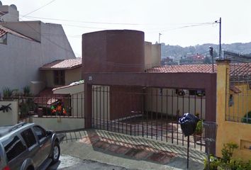 Casa en  C. Bosques De Arabedes 35, Mz 002, Paseos Del Bosque, 53297 Naucalpan De Juárez, Méx., México