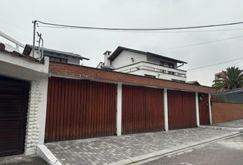 Casa en  Granda Centeno, Quito, Ecuador