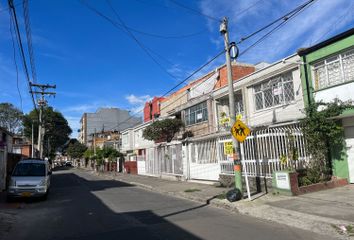 Lote de Terreno en  Santa Paula, Bogotá