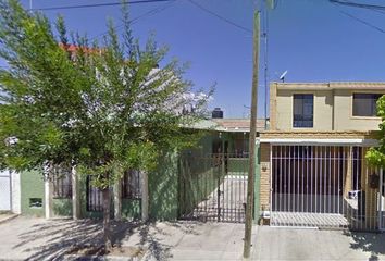 Casa en  Escudos 158, Jardines Coloniales, Saltillo, Coahuila De Zaragoza, México