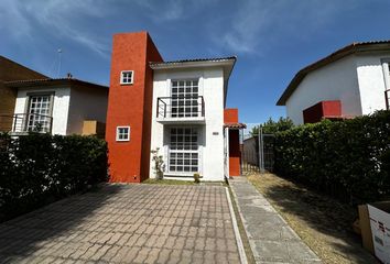 Casa en fraccionamiento en  Colonia Villas Del Campo Calimaya, Paseo De Las Yucas Mz 001, Villas Del Campo, Estado De México, México
