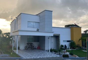 Casa en  Condominio Altos De La Vitrina, Cartago, Valle Del Cauca, Colombia