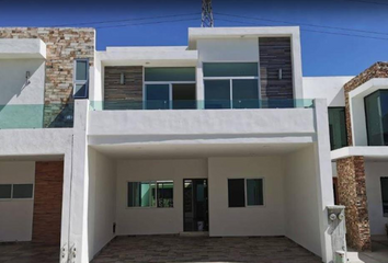 Casa en fraccionamiento en  San Armando 4208, Real Del Valle, 82124 Mazatlán, Sinaloa, México