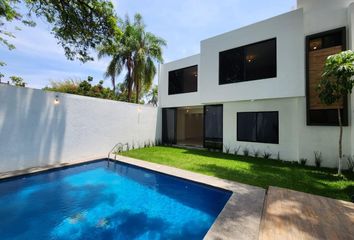 Casa en fraccionamiento en  Miraval, Cuernavaca, Morelos