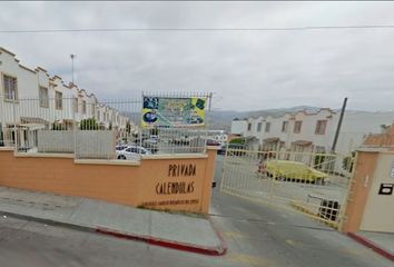 Casa en condominio en  Privada Caléndulas 21a, Privada Calendulas, Paseos Del Florido Calif, Tijuana, Baja California, México